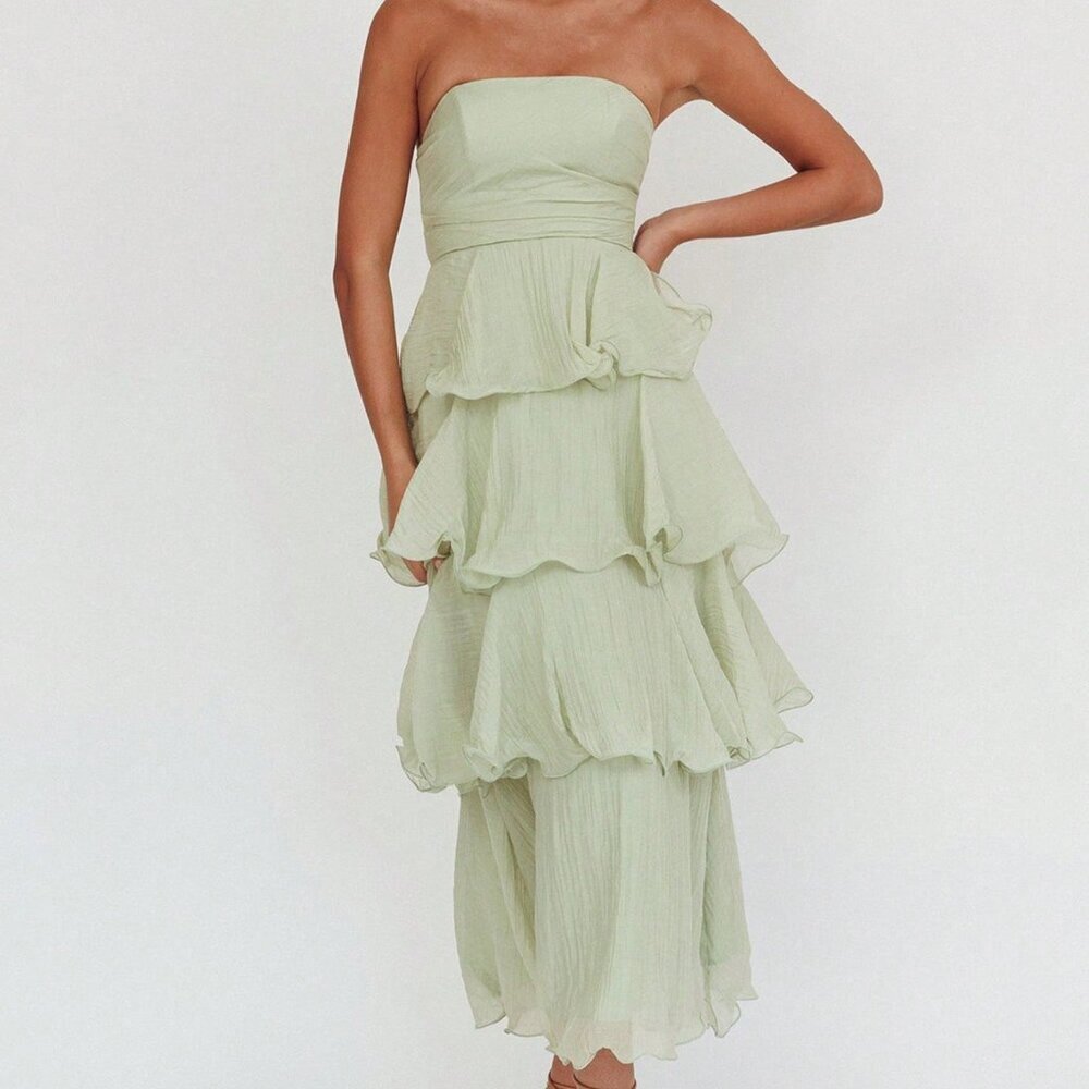 Green Elegant Women's Long Ruffled Strapless Cake Dress - Picture 2 of 3